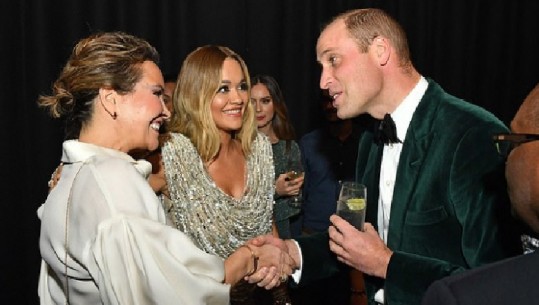 Princi William dhe Rita Ora takohen shumë miqësisht me njëri-tjetrin