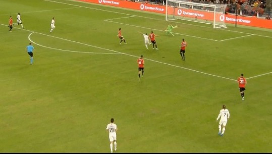 Fantastik Berisha...shpëton një gol të sigurt nga Olivier Giroud