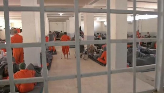 Siria, televizioni gjerman ZDF për herë të parë në burgun e ISIS, Al-Hassaka (VIDEO+FOTO)