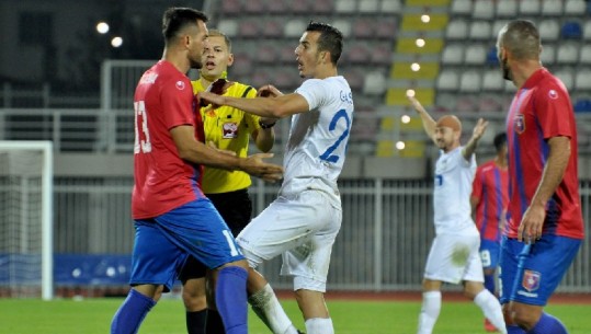 Në Shkodër 'fiton' black out-i, Vllaznia dhe Teuta ndahen në paqe pa gola