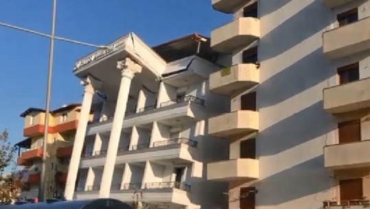 VIDEO - Si u shkatërruan dy super-biznese në Durrës..Një vilë e anuar, dy kolona hoteli të 'shtypura'