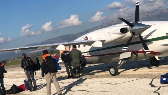 Tërmeti tragjik/ Arrin në Rinas avioni me specialistët e mbrojtjes civile italiane 