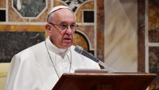 Tërmeti në Shqipëri/Papa Françesku i dërgon ngushëllime viktimave të tërmetit në Shqipëri