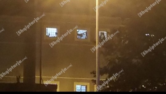 Të dënuarit kërkuan 'lirimin' për ajrim, ministria: Janë mirë, 119 i transferuam në Reç, se u dëmtua burgu i Lezhës