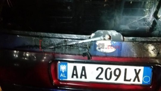 Makina në Fushë-Krujë lyhet me benzinë dhe i vihet flaka gjatë natës