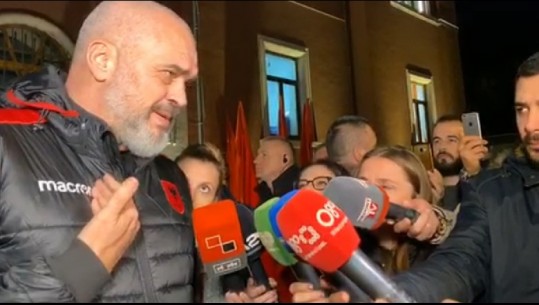 Akuzat se ekipet e shpëtimit shqiptare s'kanë mjete/ Rama: Përrallë e mediave!