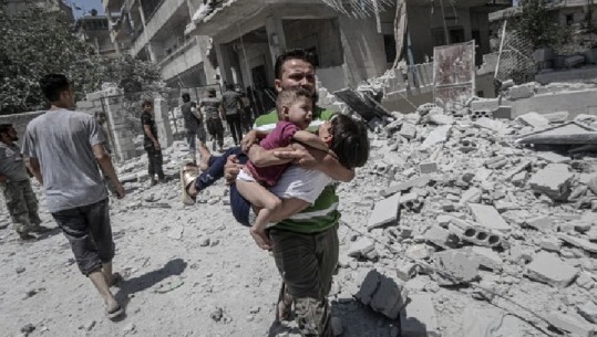 Siri, 34 fëmijë të vrarë dje nga sulmet ajrore, 400,000 të vrarë nga viti 2011