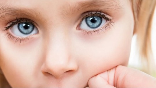 Sytë blu janë krijuar nga mutacioni gjenetik i ndodhur 10 mijë vite më parë