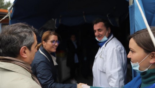 Manastirliu në Laç: Garantojmë shërbimin e urgjencës, do të rindërtojmë spitalin e Laçit (VIDEO)