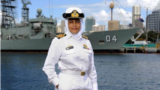 Gratë që thyejnë barrierat... njihuni me kapitenen e parë muslimane të Marinës Australiane