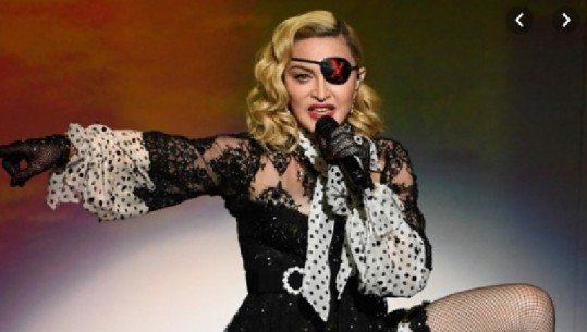 Madonna fotografohet me të dashurin 34 vjet më të ri