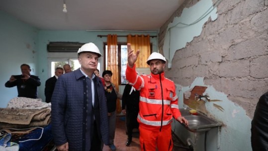 Meta viziton zonat e prekura nga tërmeti në Fushë-Mamurras dhe Laç: Me bashkëpunim do ta kalojmë këtë situatë!