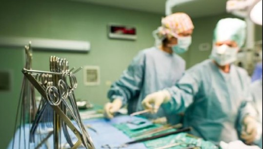 Për herë të parë në Europë,  ndodh transplantimi i katër organeve njëherësh 