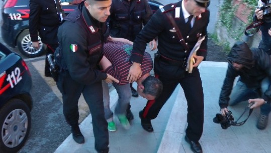 Itali, theri me thikë mikun e tij shqiptar për një cigare kanabis, rumuni dënohet me 30 vite burg