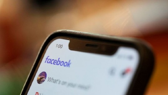 Studiuesi: Të dhëna për 267 milion përdorues të Facebook të ekspozuar