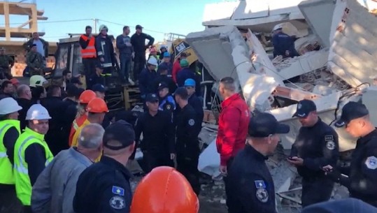 SPECIALE/ Nxorrën nga rrënojat 33 persona, heronjtë me uniformë rrëfejnë momentet e paharrueshme: Asaj jetën ja ka falur Zoti, por unë isha i pari që i dhashë dorën (VIDEO)