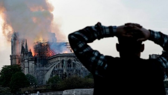 Për herë të parë pas 200 vitesh, mesha e Krishtlindjeve në Paris nuk do të mbahet në Katedralen e Notre-Dame të shkrumbuar nga zjarri