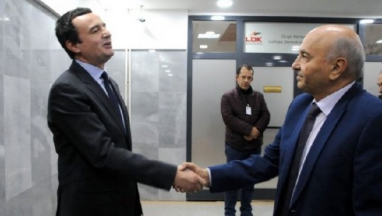 Kosova ende pa qeveri, Kurti takon sërish Mustafën, palët i ndan posti i Presidentit