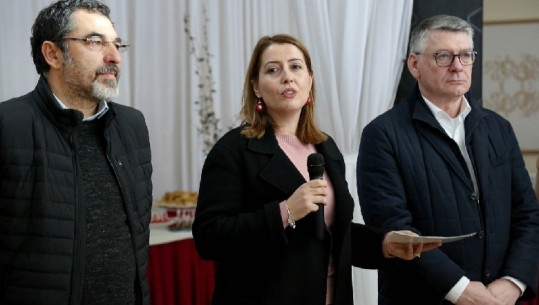 Çuçi e Manastirliu vlerësojnë mjekët dhe infermierët në Durrës: Pa kontributin tuaj nuk mund të përballohej situata pas tërmetit