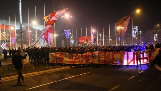 Sulmi ndaj Ambasadës së Malit të Zi në Beograd, Kryeministri Markoviç: Do ta mbrojmë vendin tonë pavarësisht urrejtjes