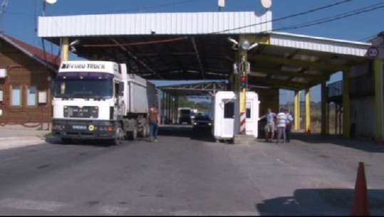 Shkrihet akulli në rrugë, jepet 'drita jeshile' nga Greqia për lëvizjen e kamionëve në doganën e Kapshticës