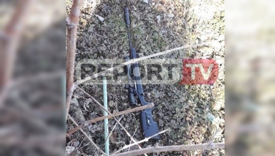 FOTO/ Tek plumb dhe me silenciator, ky është snajperi me të cilin qëllua për vdekje Kastriot Reçi në Rrëshen