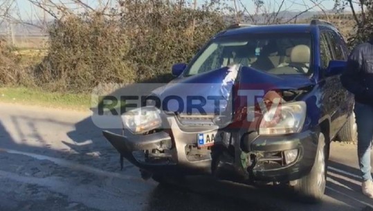 Makina del nga rruga në Vlorë, plagoset rëndë e moshuara (VIDEO)