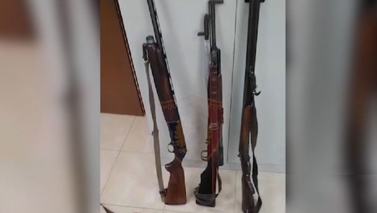 Tepelenë/ Arrestohet 40-vjeçari në Memaliaj, kapet me armë, municion dhe kanabis (VIDEO)