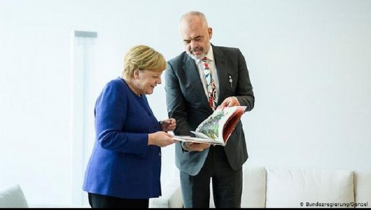 Rindërtimi pas tërmetit/ Rama takohet me Merkel të hënën në Berlin