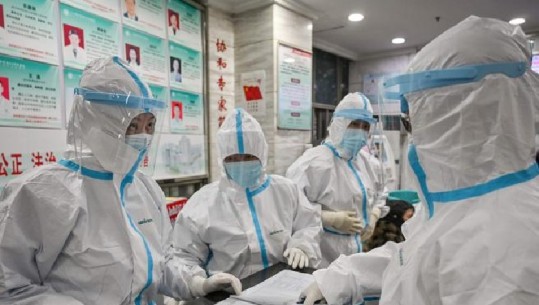 Mjekët-heronj kundër virusit në Kinë mes plagëve dhe krizës nervore: Jemi të rraskapitur