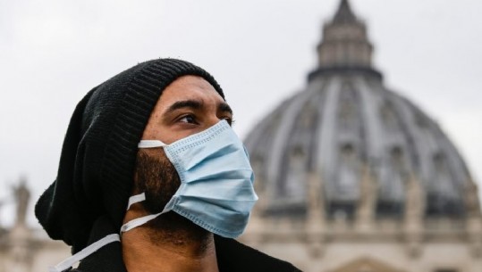 Vatikani dërgon qindra mijëra maska në provincat kineze të Hubei, Zhejiang dhe Fujian