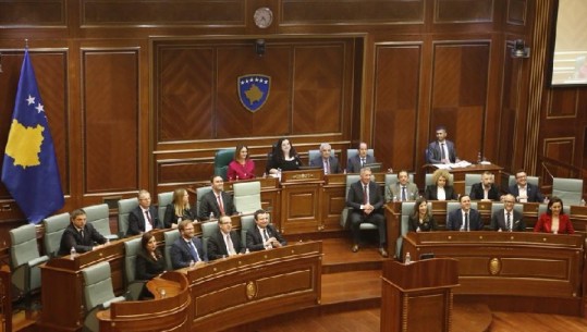 Vjosa Osmani flet për herë të parë si kryeparlamentare: Do jemi aty për çdo pëllëmbë të Kosovës