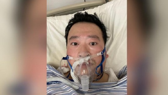 Mjeku 'Kasandër' që ngriti alarmin për koronavirusin kinez, konstatohet i infektuar nga virusi vrastar