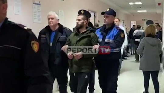 Detajet nga ngjarja në Elbasan, ky është autori i kërkuar që theu postbllokun e policisë (VIDEO)