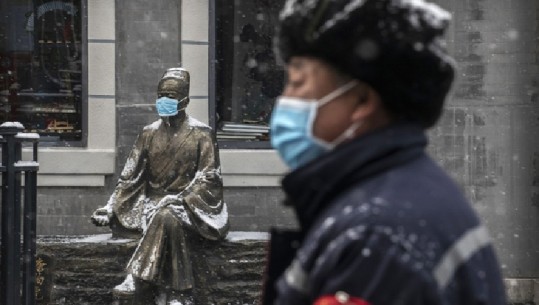 Koronavirusi, Pekini ndalon darkat në grupe, ditëlindjet si edhe festat e diplomimit