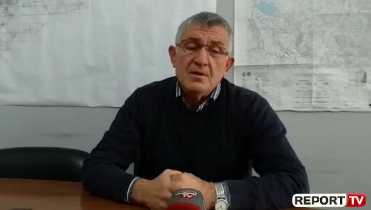  Bora lë pa energji disa zona në Elbasan, shefi i Emergjencave: Po punohet për riparimin e kabinave elektrike (VIDEO)