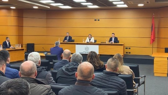 Ardi Veliu kalon vettingun! Shtyhet vendimi për kreun e Gardës, komisioni: Artan Shkëmbi ka qenë ish-punonjës i sigurimit, ka probleme (VIDEO)