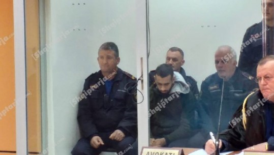 Lihet në burg 'Schumacher-i' i Gjirokastrës që përplasi postbllokun e policisë në Elbasan (VIDEO)