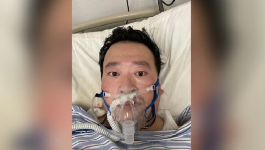 Koronavirusi, Pekini ‘shlyen fajin’ për vdekjen e mjekut hero me 114 000 dollarë 