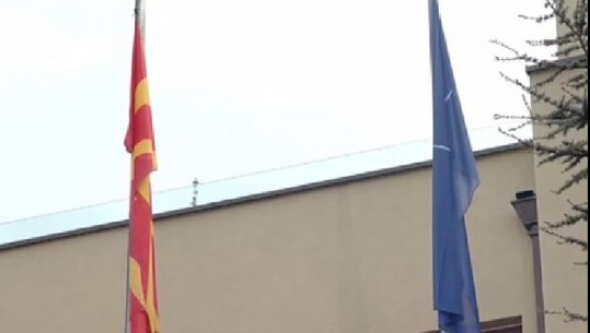 Maqedonia miraton protokollin e Aleancës dhe ngre flamurin e NATO-s
