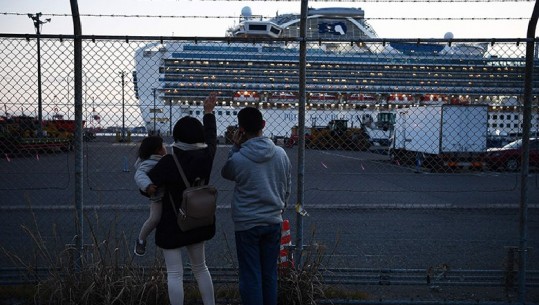 Japoni, 40 raste të reja koronavirusi në anijen Diamond Princess, ndër ta edhe një oficer karantine