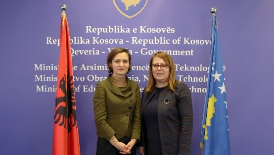 Besa Shahini vizitën e Kosovë, takim me homologen: Prezantova nismën e 'Parlamentit të Nxënësve'