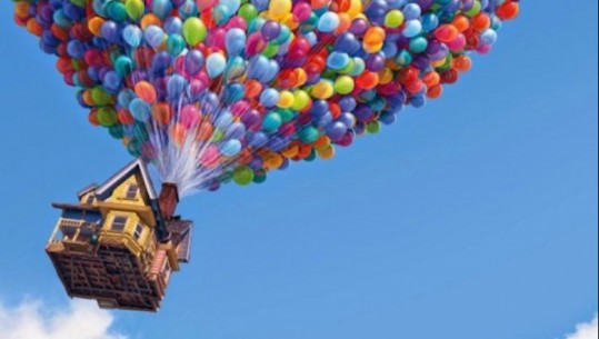 Pse duhet të ndalojmë së lëshuari balona në qiell (FOTO)