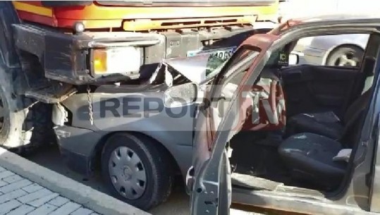 'Volskwagen-i' futet poshtë kamionit tek uji i Ftohtë në Vlorë, një person i plagosur (VIDEO)