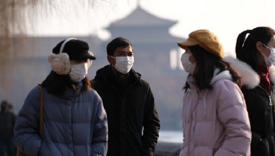 Kina ul nivelin e alarmit nga koronavirusi në 16 provinca. Vdes nga infeksioni edhe këshilltari i Liderit Suprem Khameneit në Iran