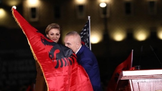 Meta falenderim për pjesëmarrësit në tubim: Uragani kuqezi në mbrojtje të Kushtetutës, Shqipëria është e jona
