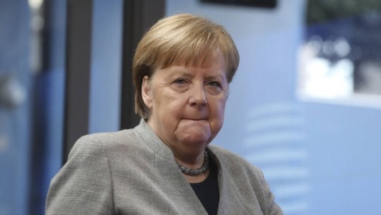 Zbulohet spiuni egjiptian në zyrën e kancelares gjermane! Ja si i 'mbylli gojën' Merkeli Egjiptit