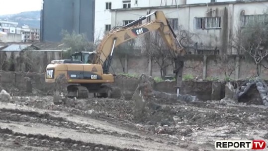 Pas 10 vitesh, nis ndërtimi i banesave sociale në Vlorë, Çipa: Projekti vazhdon më pas në Maliq e Kukës (VIDEO)