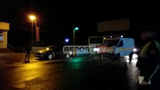 Aksident në Elbasan, përplasen 3 makina, një i plagosur