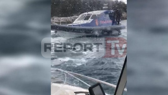 Skafi u përmbys në det, shpëtohen tre peshkatarë në Vlorë, që rrezikuan mbytjen